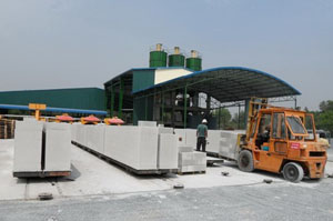 蒸養(yǎng)磚機(jī),蒸養(yǎng)磚設(shè)備,蒸養(yǎng)磚成套設(shè)備